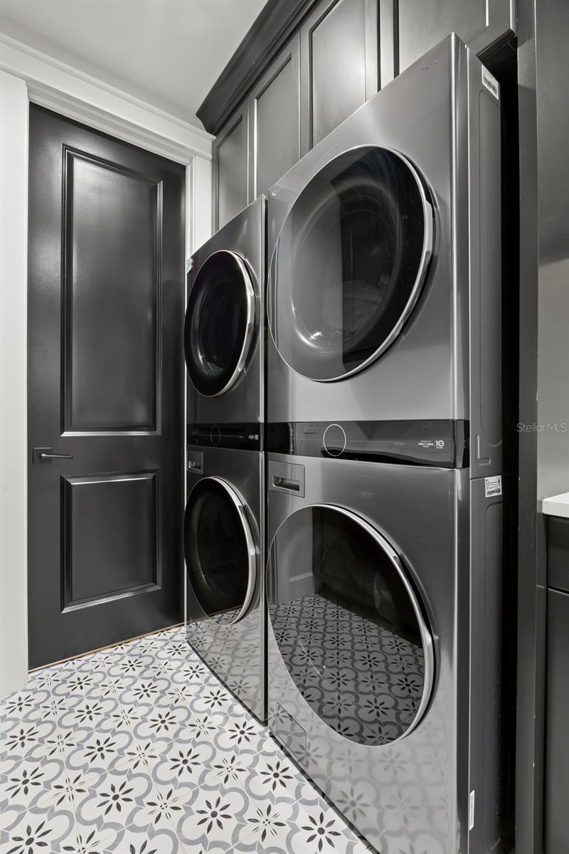 MINNEOLA - Residential