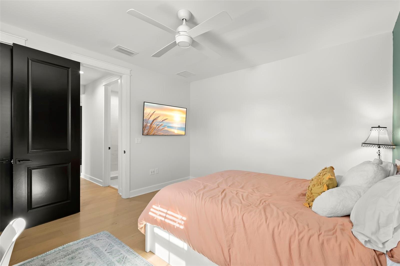 MINNEOLA - Residential