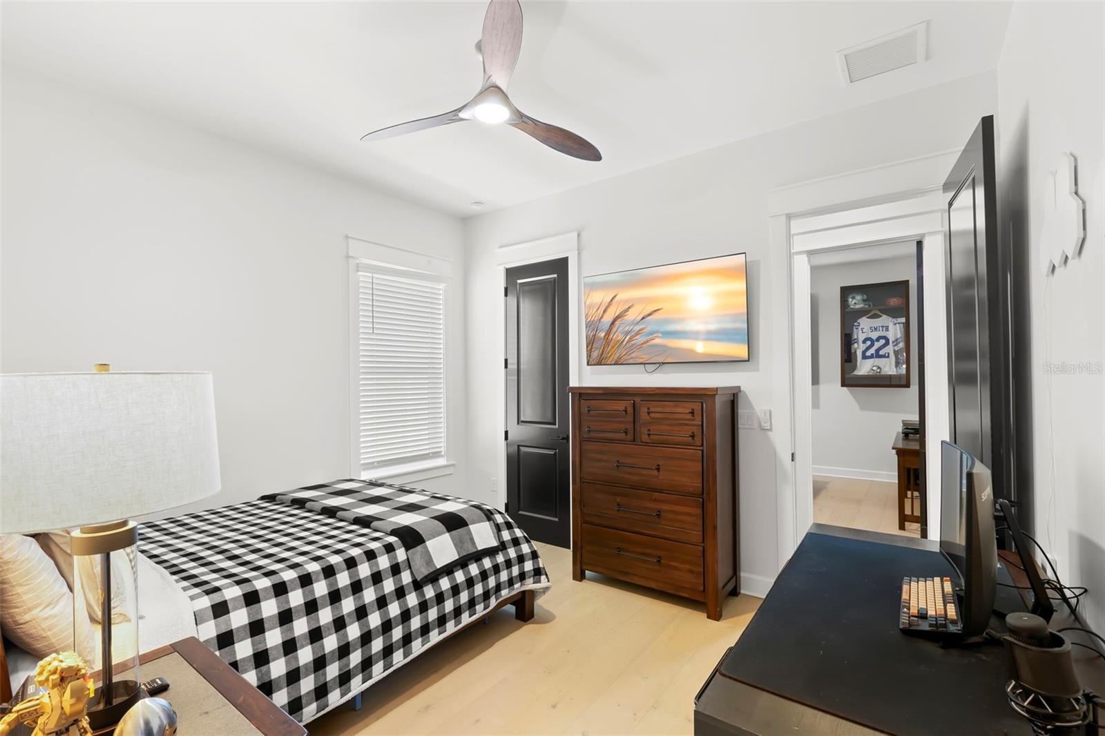 MINNEOLA - Residential