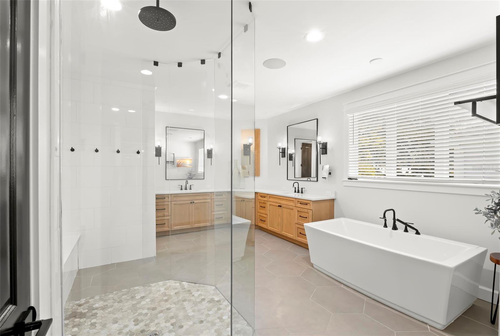 MINNEOLA - Residential