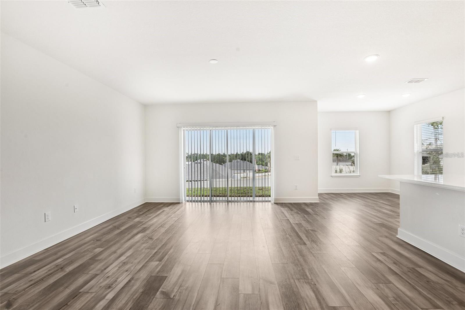 SPRING HILL - Residential Lease