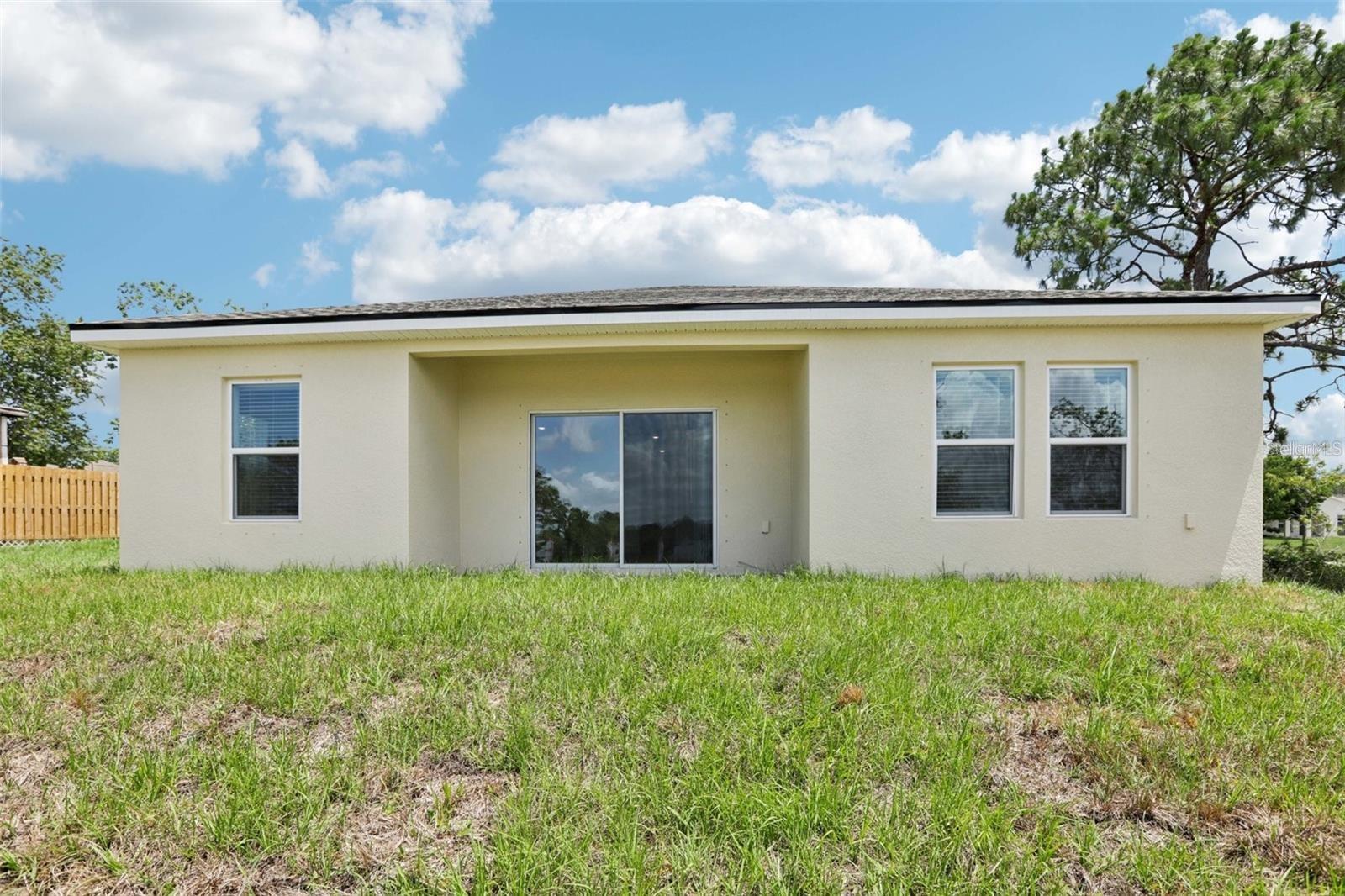 SPRING HILL - Residential Lease