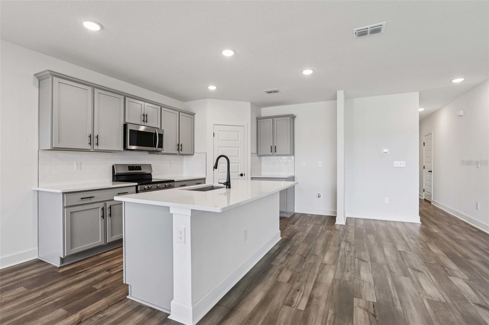 SPRING HILL - Residential Lease