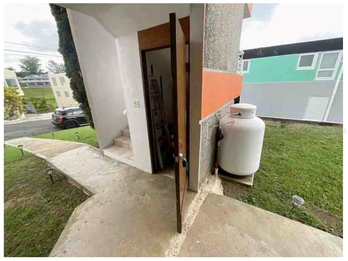 PEDERNALES - Residential