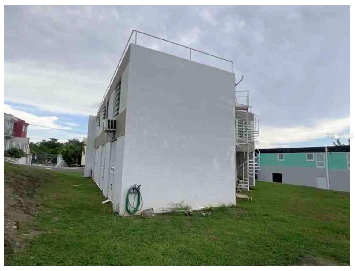 PEDERNALES - Residential