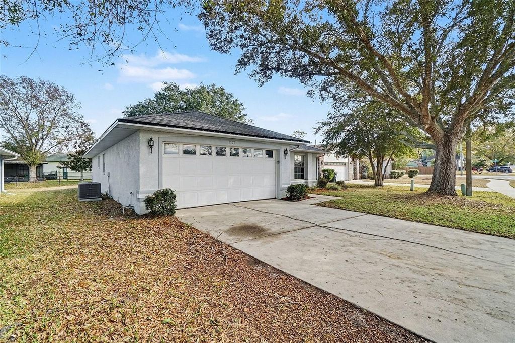 Photo of 1503 W Reade Circle, Saint Cloud, FL 34772 (MLS # O6379204)