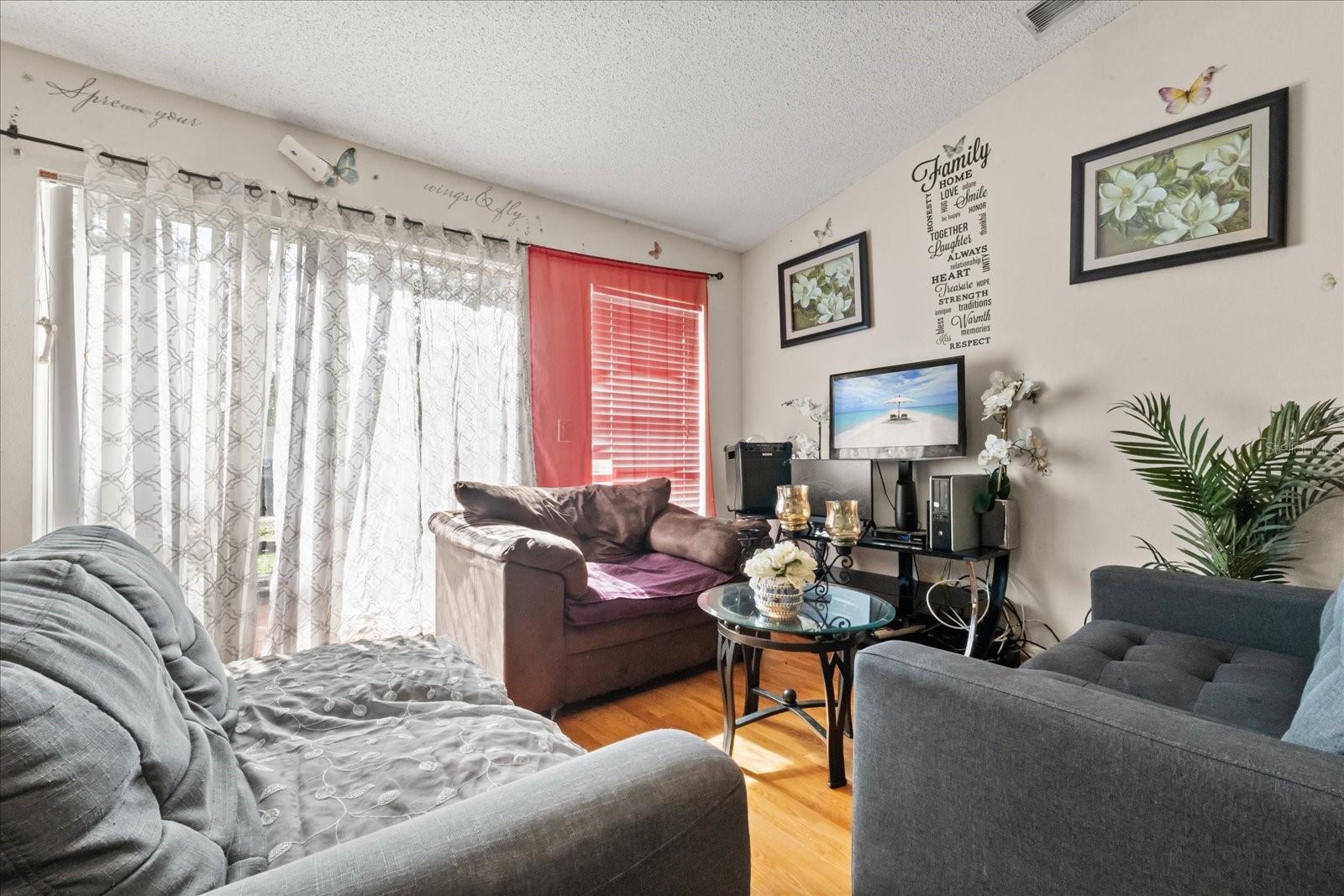 1321 DUNBARTON COURT
