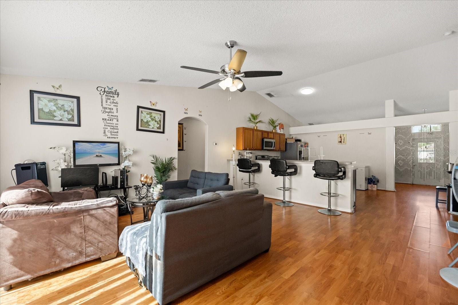 1321 DUNBARTON COURT