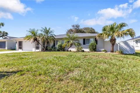 A home in PORT CHARLOTTE