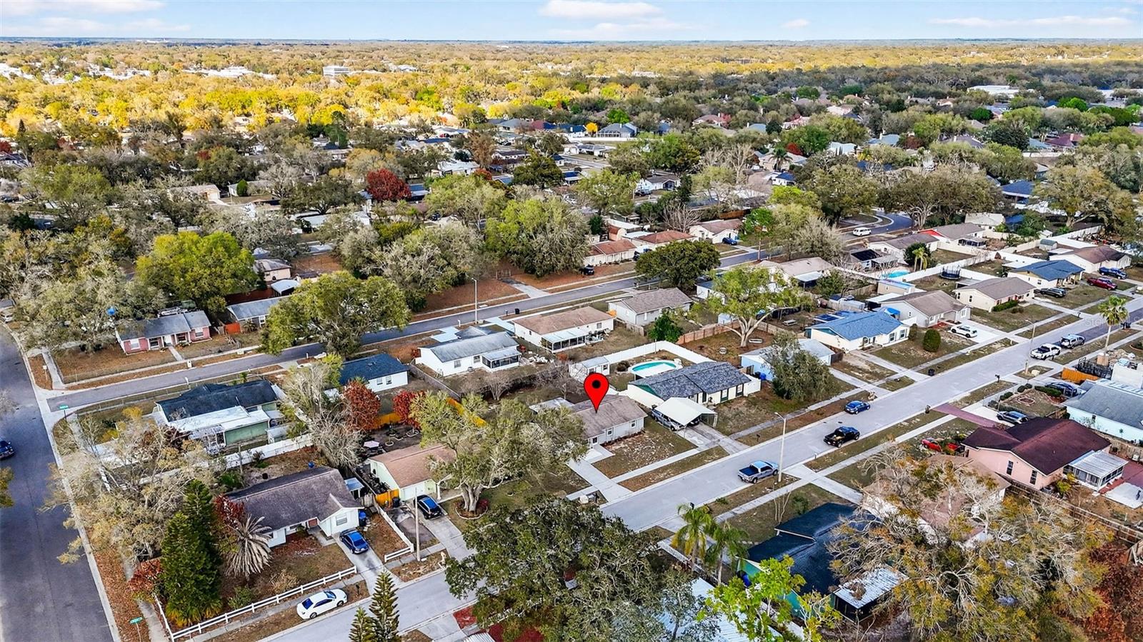 BRANDON VALRICO HILLS ESTATES SUB - Residential