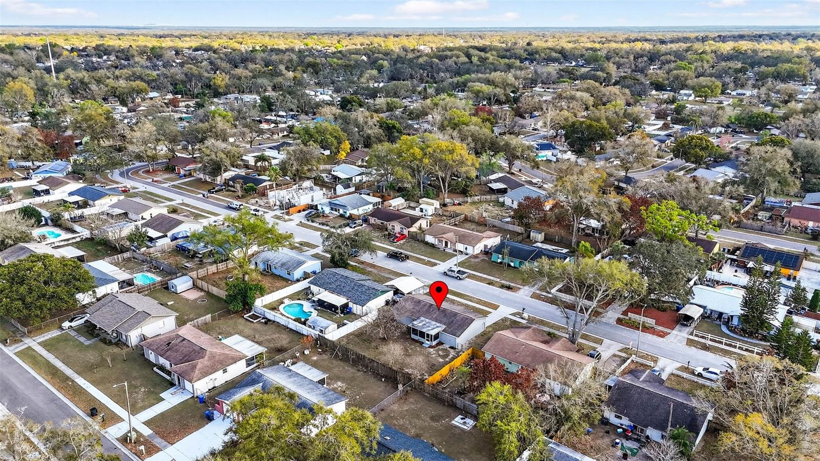 BRANDON VALRICO HILLS ESTATES SUB - Residential