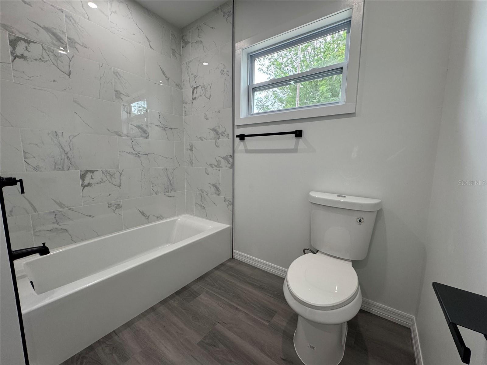 G W WILLIS ADD - Residential
