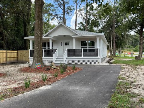 Photo of 408 SE 1st Street, Williston, FL 32696 (MLS # OM705791)