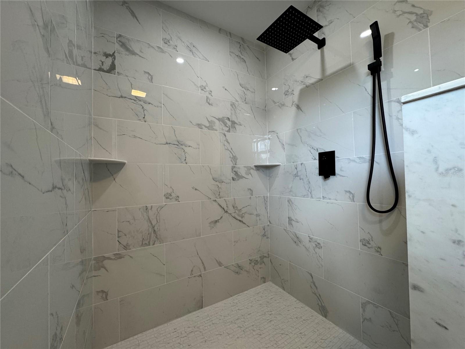 G W WILLIS ADD - Residential