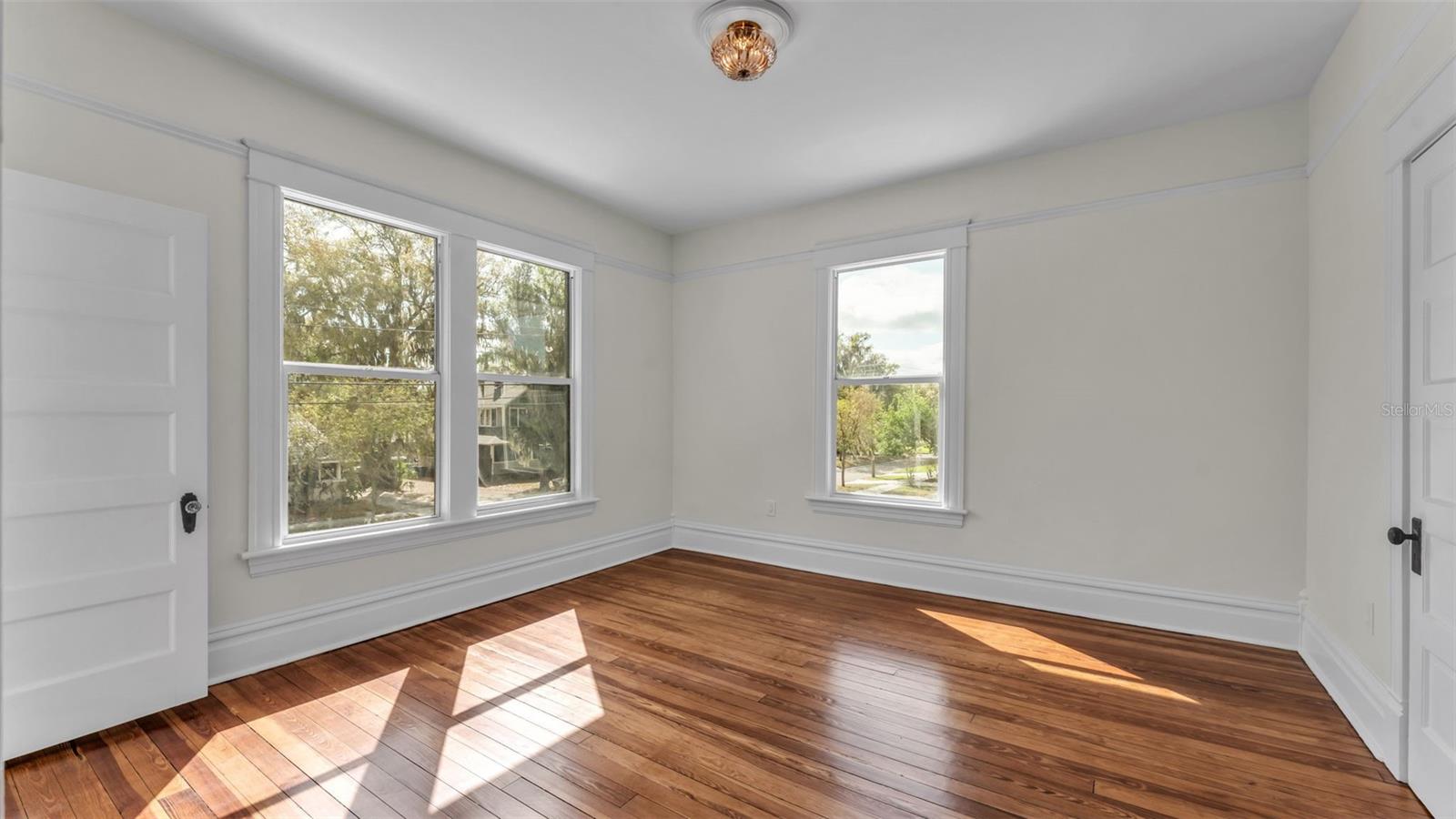 LEMOYNES 1ST ADD - Residential