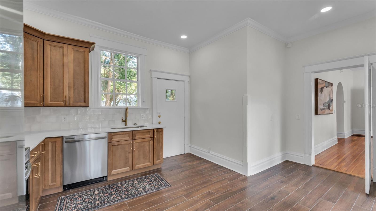 LEMOYNES 1ST ADD - Residential