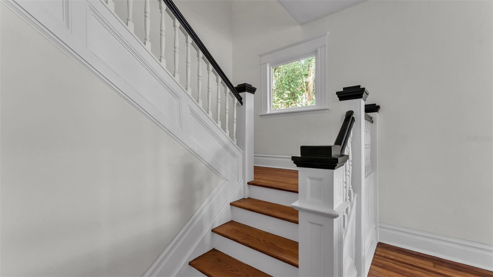 LEMOYNES 1ST ADD - Residential