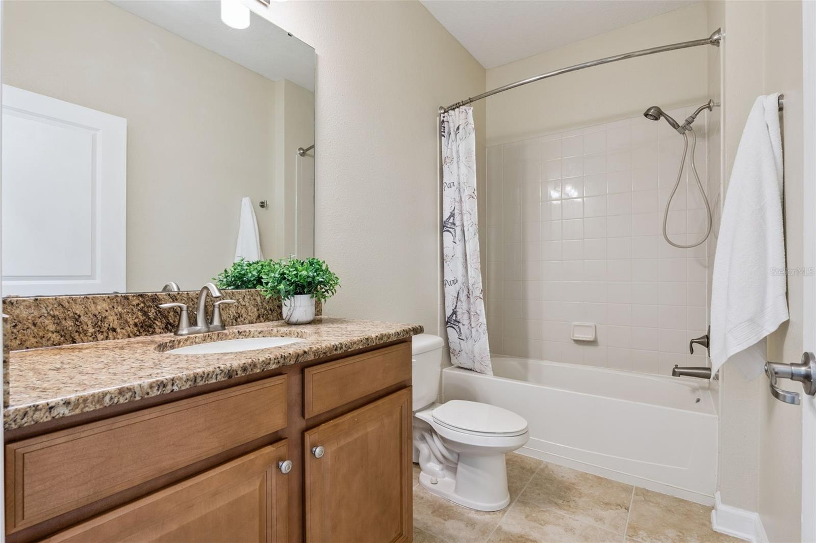 OAKS/MOSS PARK - Residential