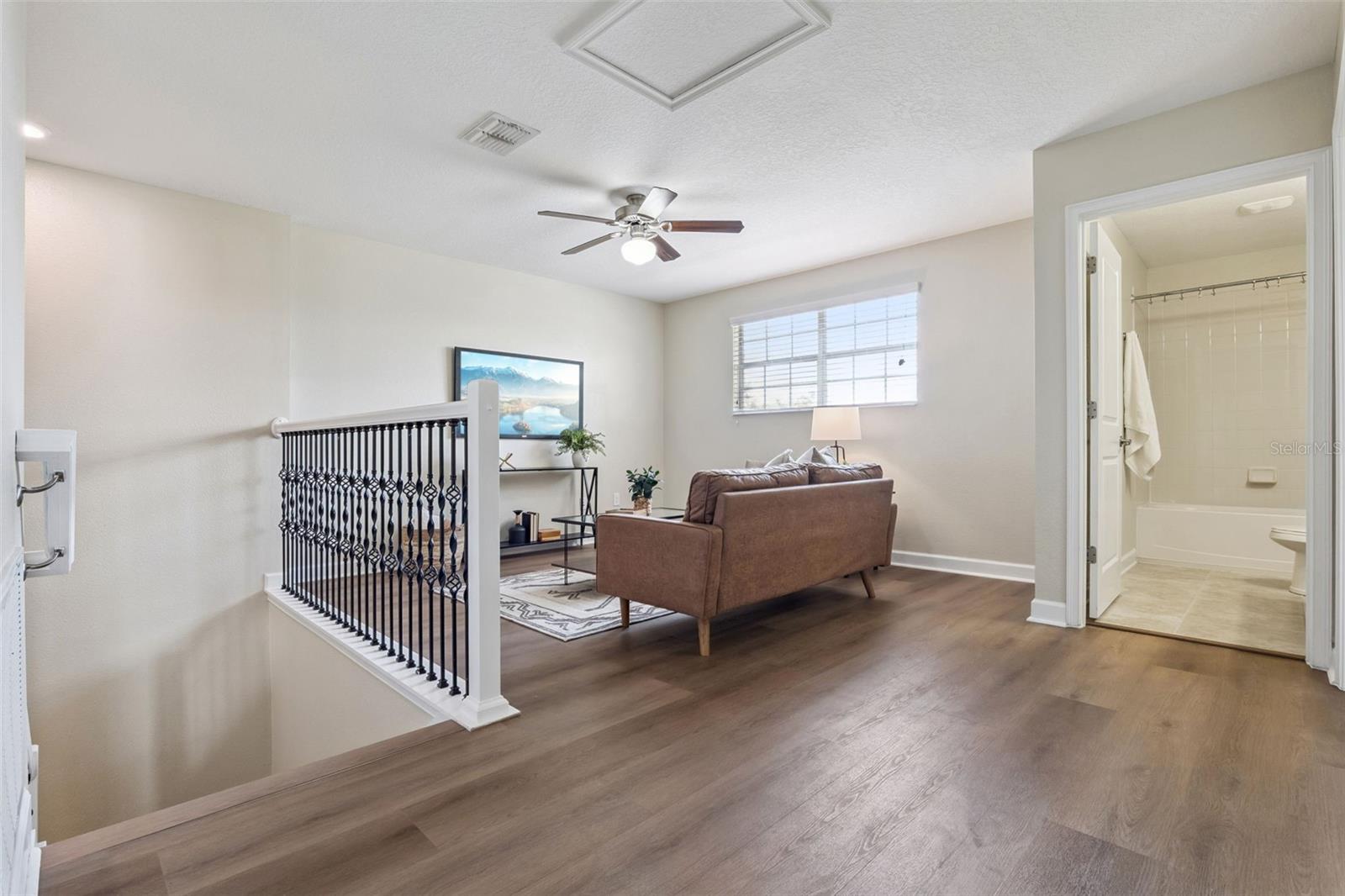 OAKS/MOSS PARK - Residential