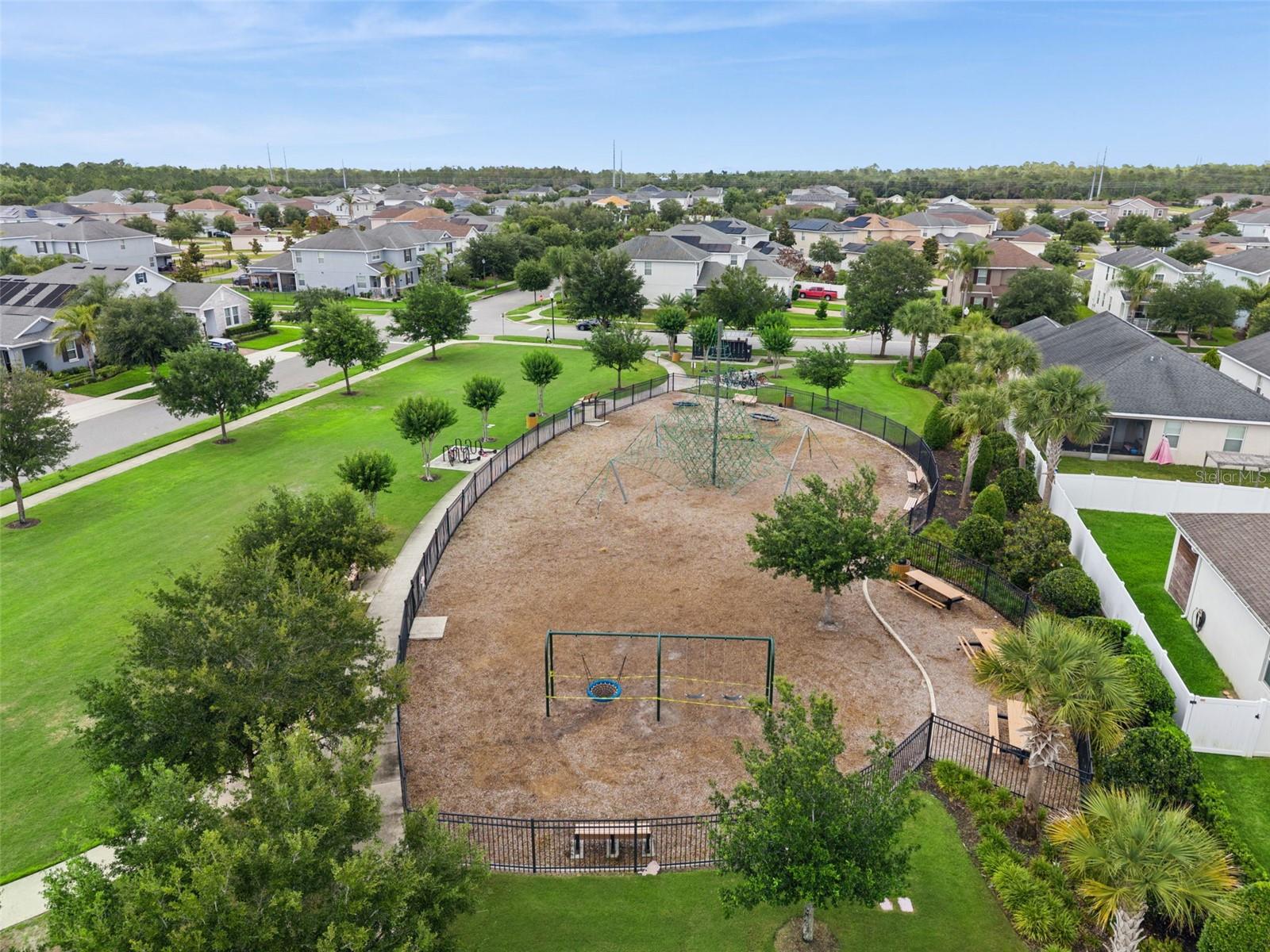 OAKS/MOSS PARK - Residential