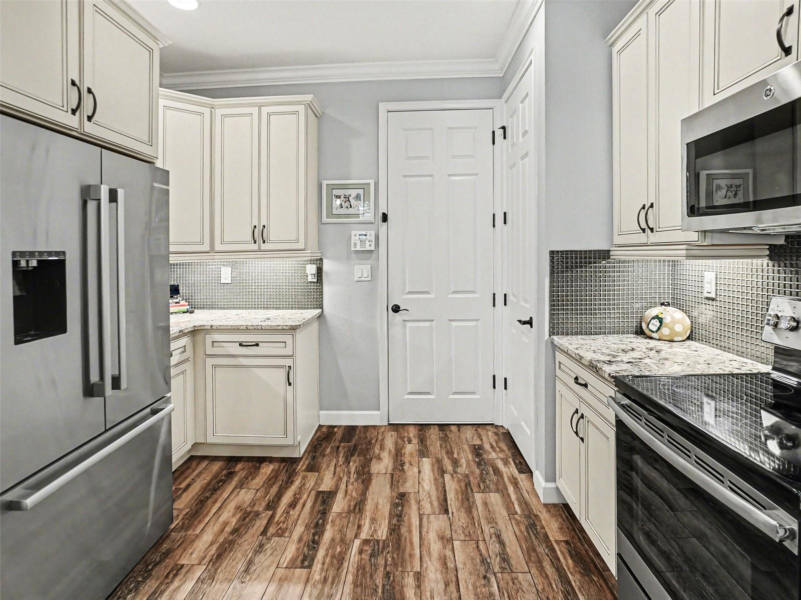 GRANDE OAKS AT HEATHROW REP - Residential