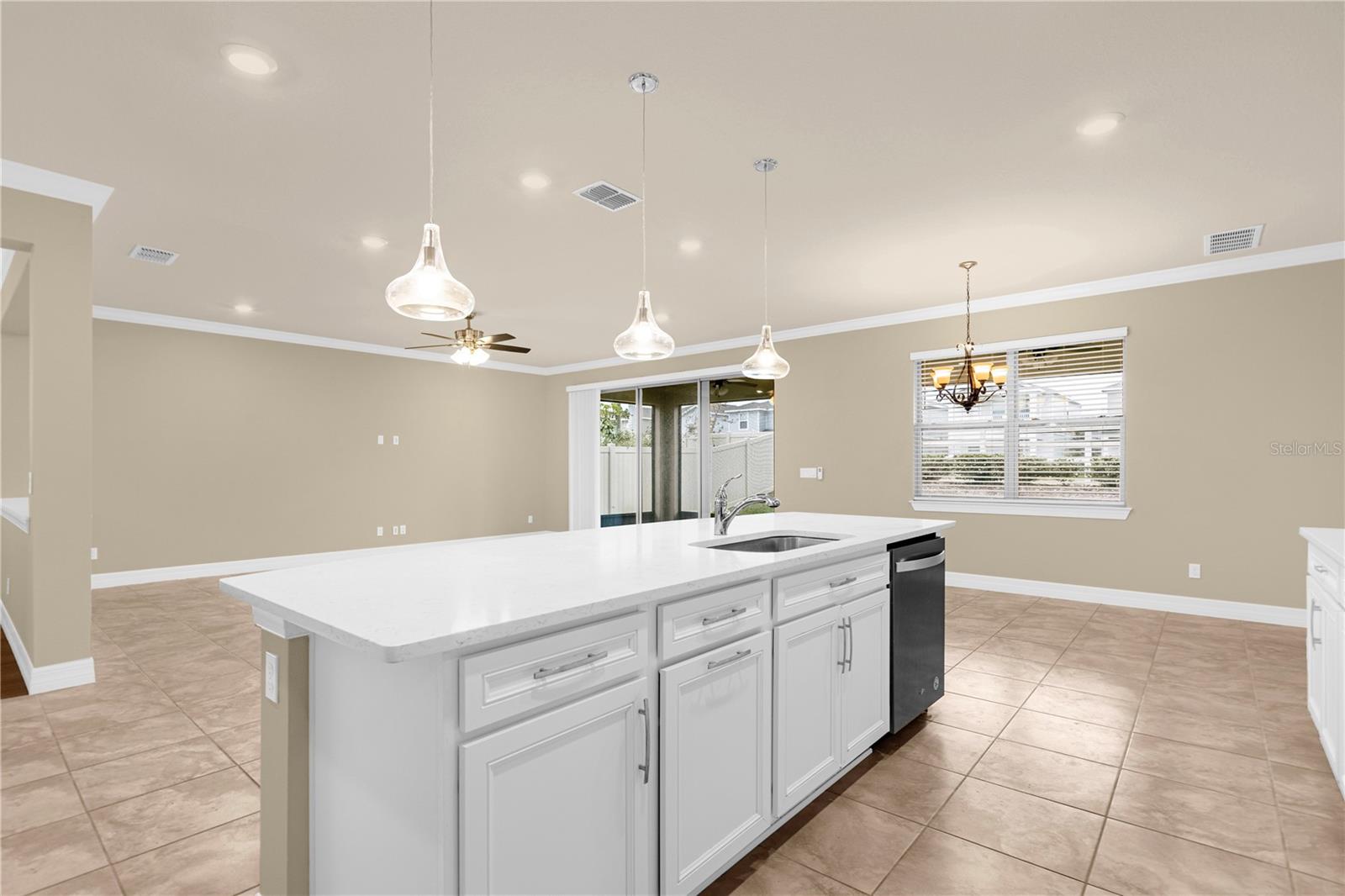 SPLIT OAK ESTATES PH 2 - Residential Lease