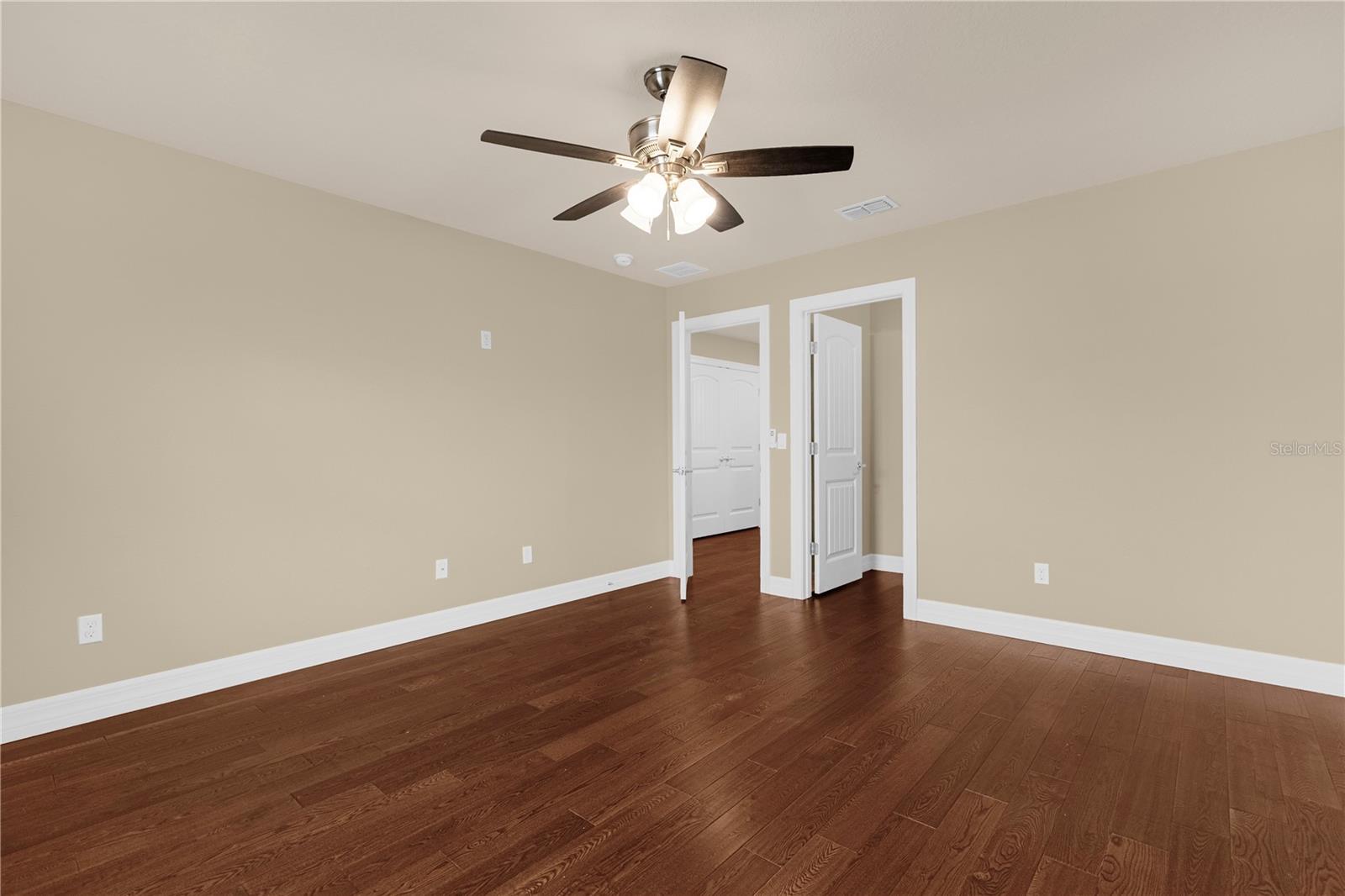 SPLIT OAK ESTATES PH 2 - Residential Lease