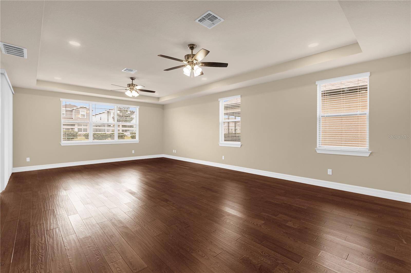 SPLIT OAK ESTATES PH 2 - Residential Lease