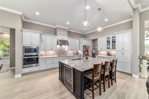 Tiny photo for 1003 SE 46th Street, Ocala, FL 34480 (MLS # OM721979)