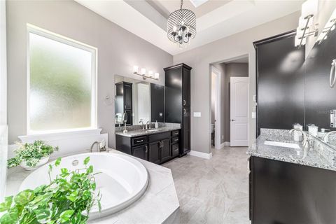 Tiny photo for 1003 SE 46th Street, Ocala, FL 34480 (MLS # OM721979)