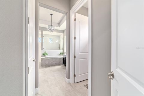 Tiny photo for 1003 SE 46th Street, Ocala, FL 34480 (MLS # OM721979)