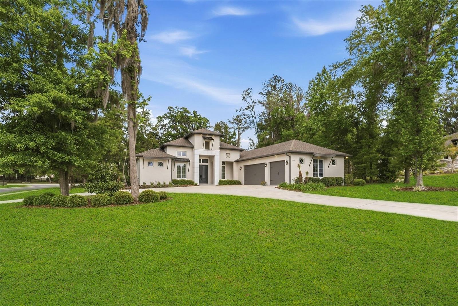 BELLECHASE CEDARS - Residential