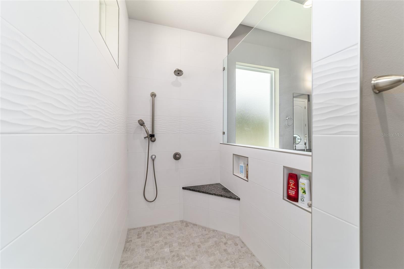 BELLECHASE CEDARS - Residential