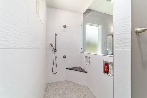 Tiny photo for 1003 SE 46th Street, Ocala, FL 34480 (MLS # OM721979)