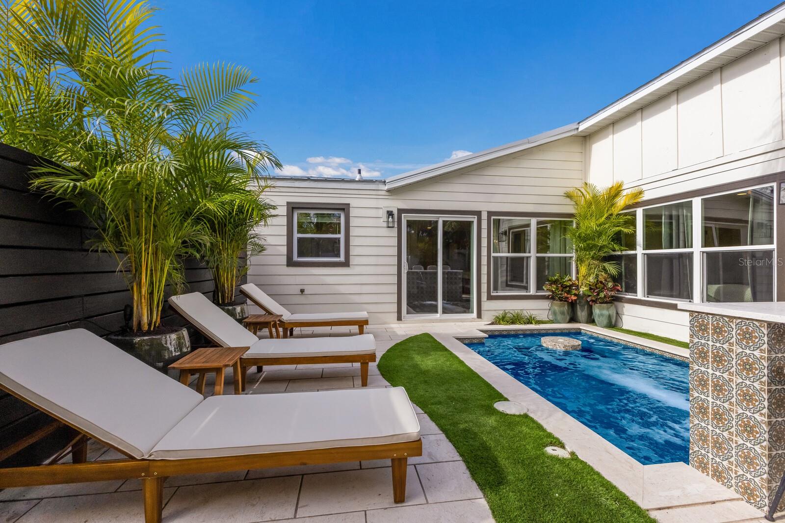 HOLMES BEACH 31ST UNIT AMD - Residential