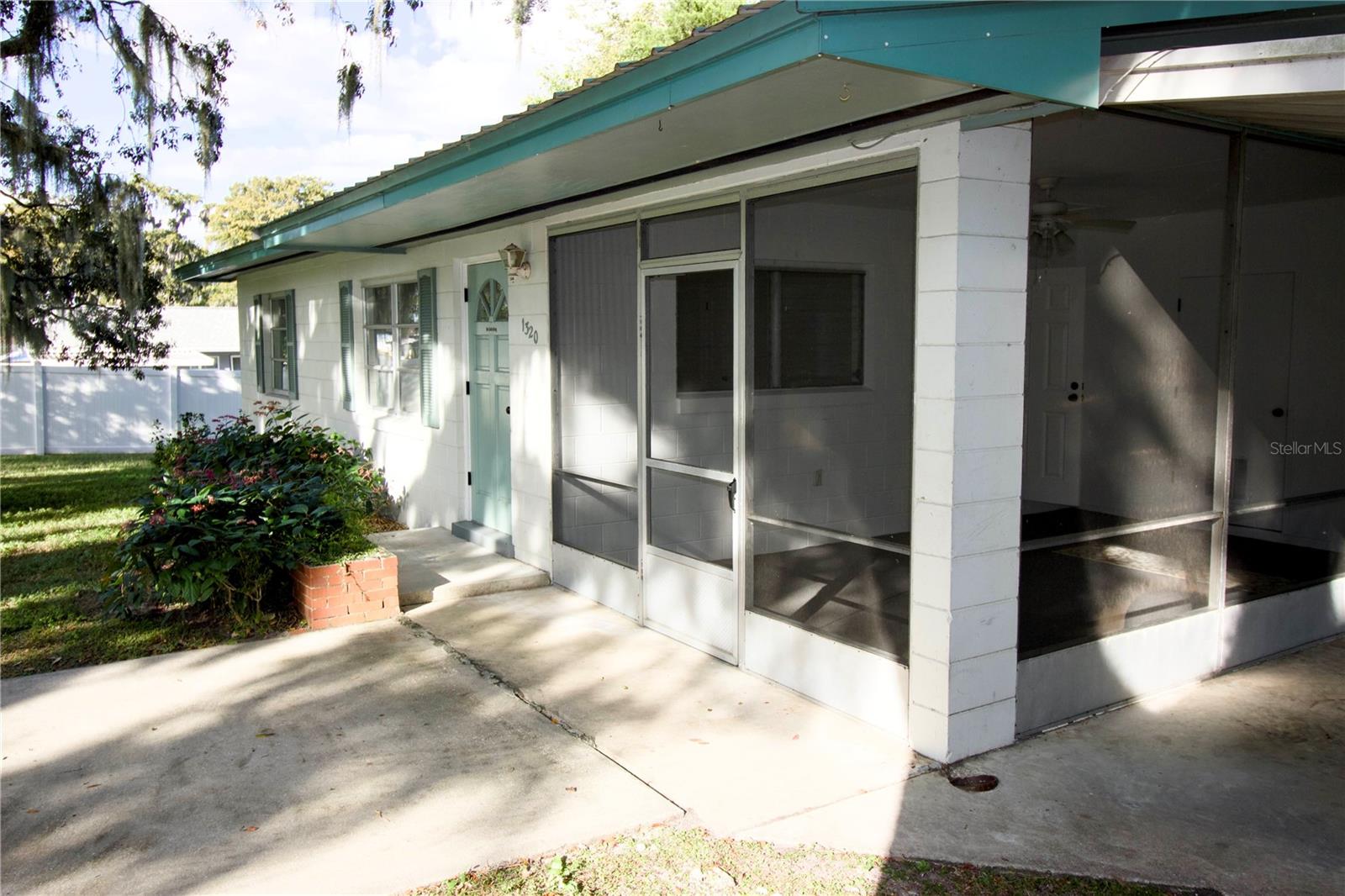 LEESBURG LOVES POINT ESTATES - Residential