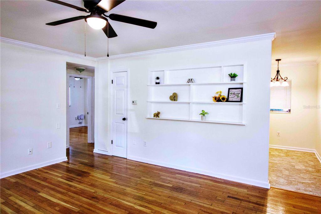 Photo of 1320 Spartan Avenue, Leesburg, FL 34748 (MLS # O6355633)