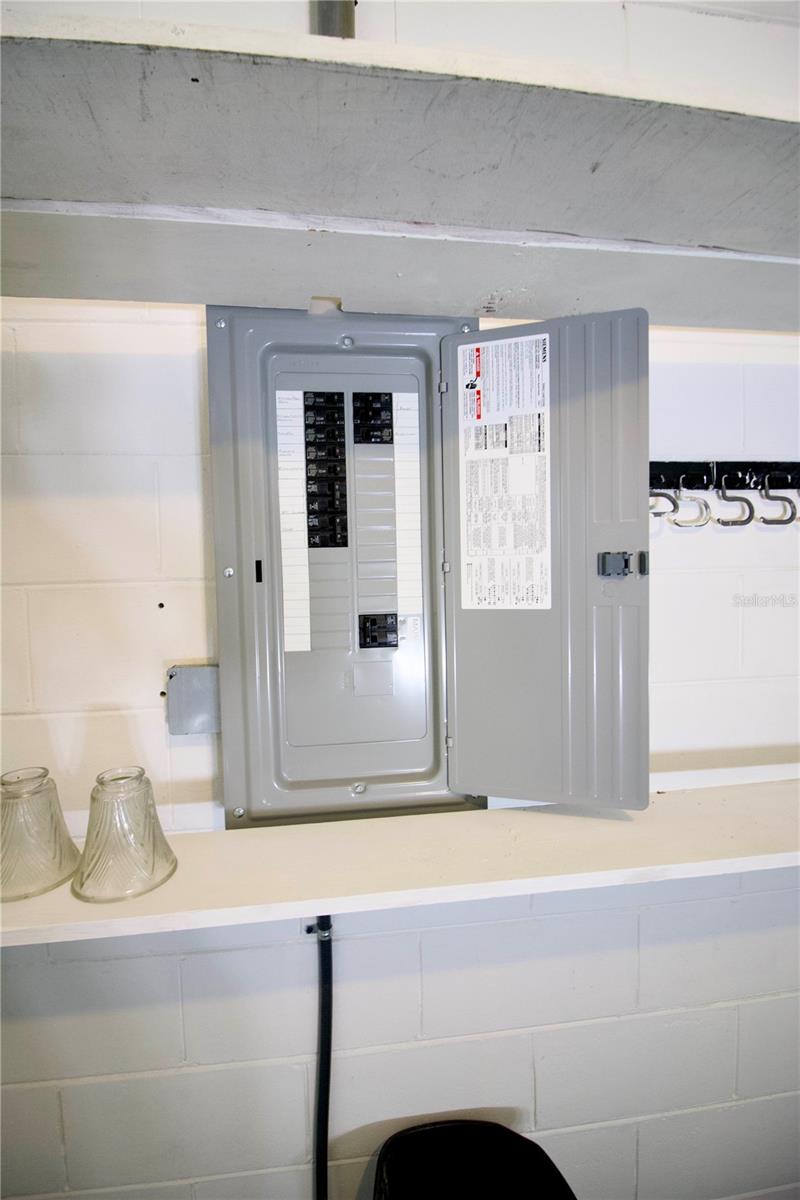 LEESBURG LOVES POINT ESTATES - Residential