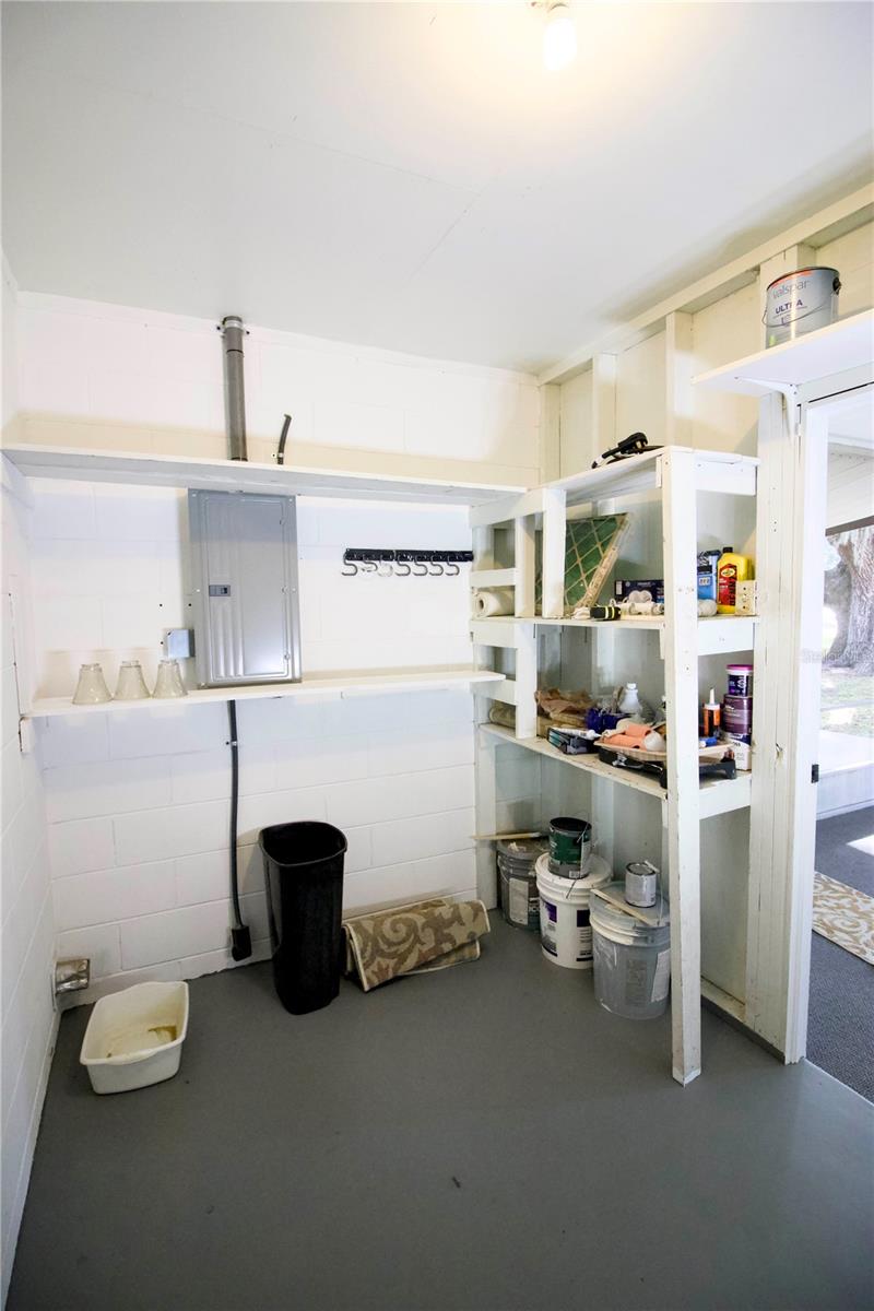 LEESBURG LOVES POINT ESTATES - Residential