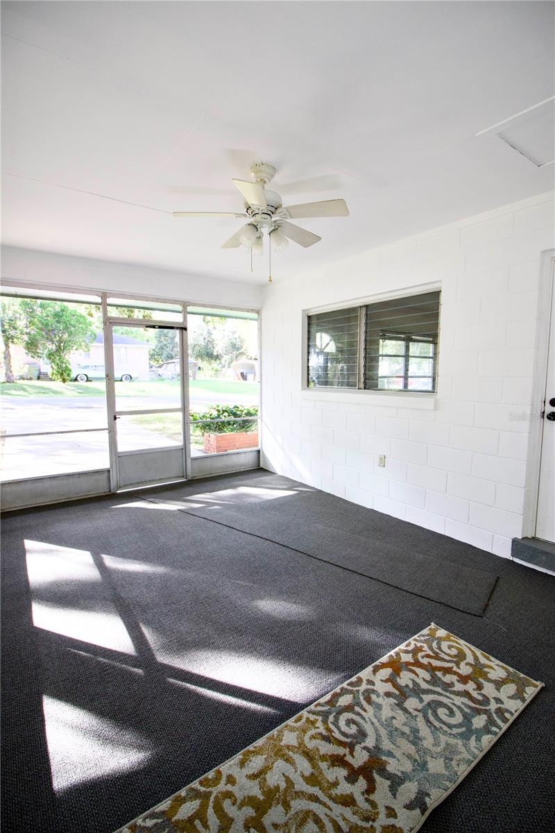 LEESBURG LOVES POINT ESTATES - Residential