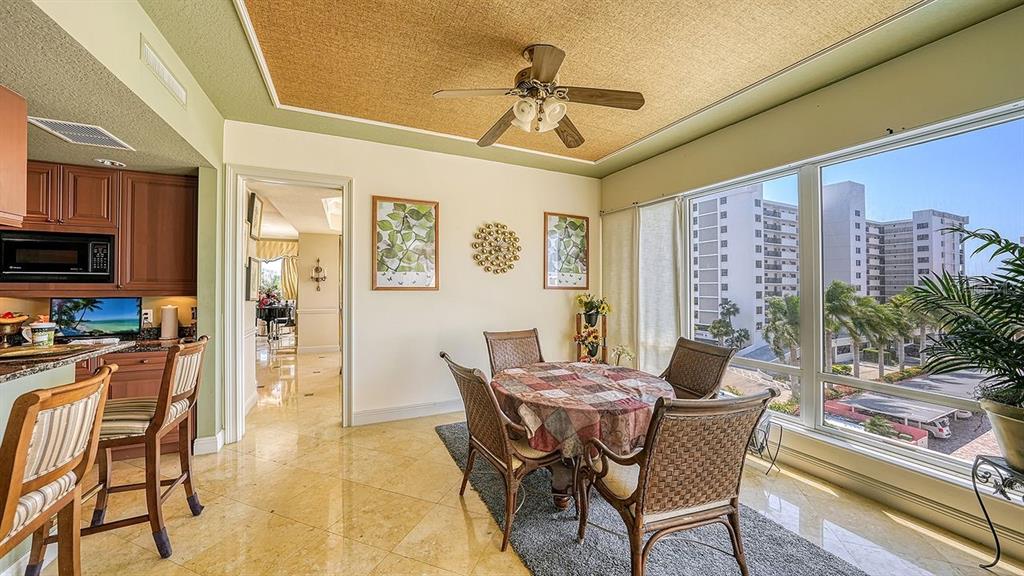 THE TOWER RESIDENCES - Residential