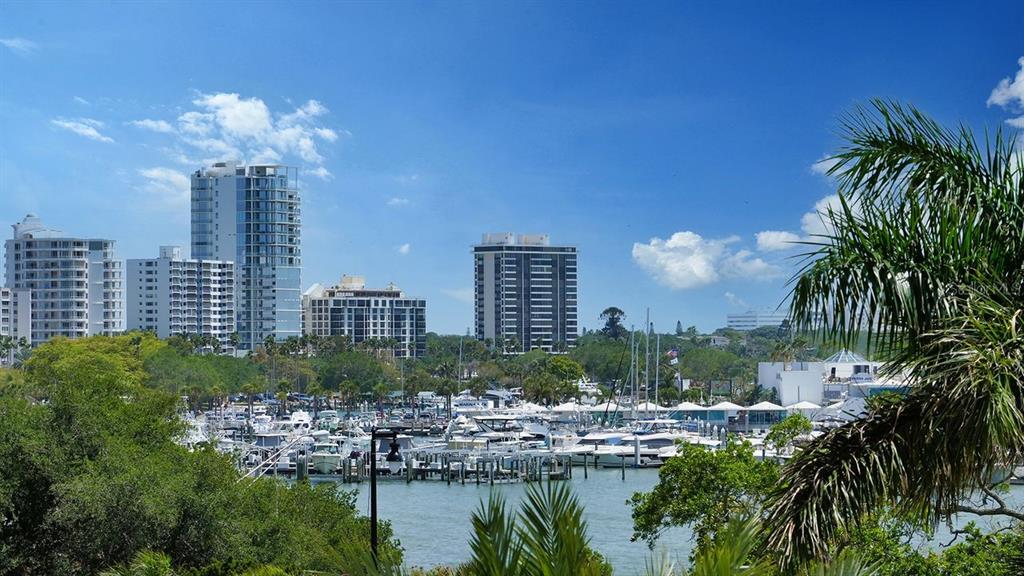 THE TOWER RESIDENCES - Residential