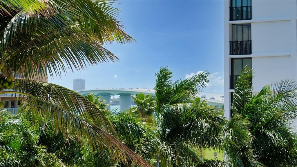 THE TOWER RESIDENCES - Residential