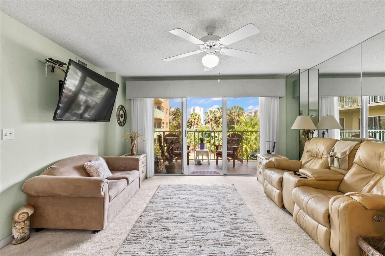 4 OCEANS WEST BOULEVARD 308C