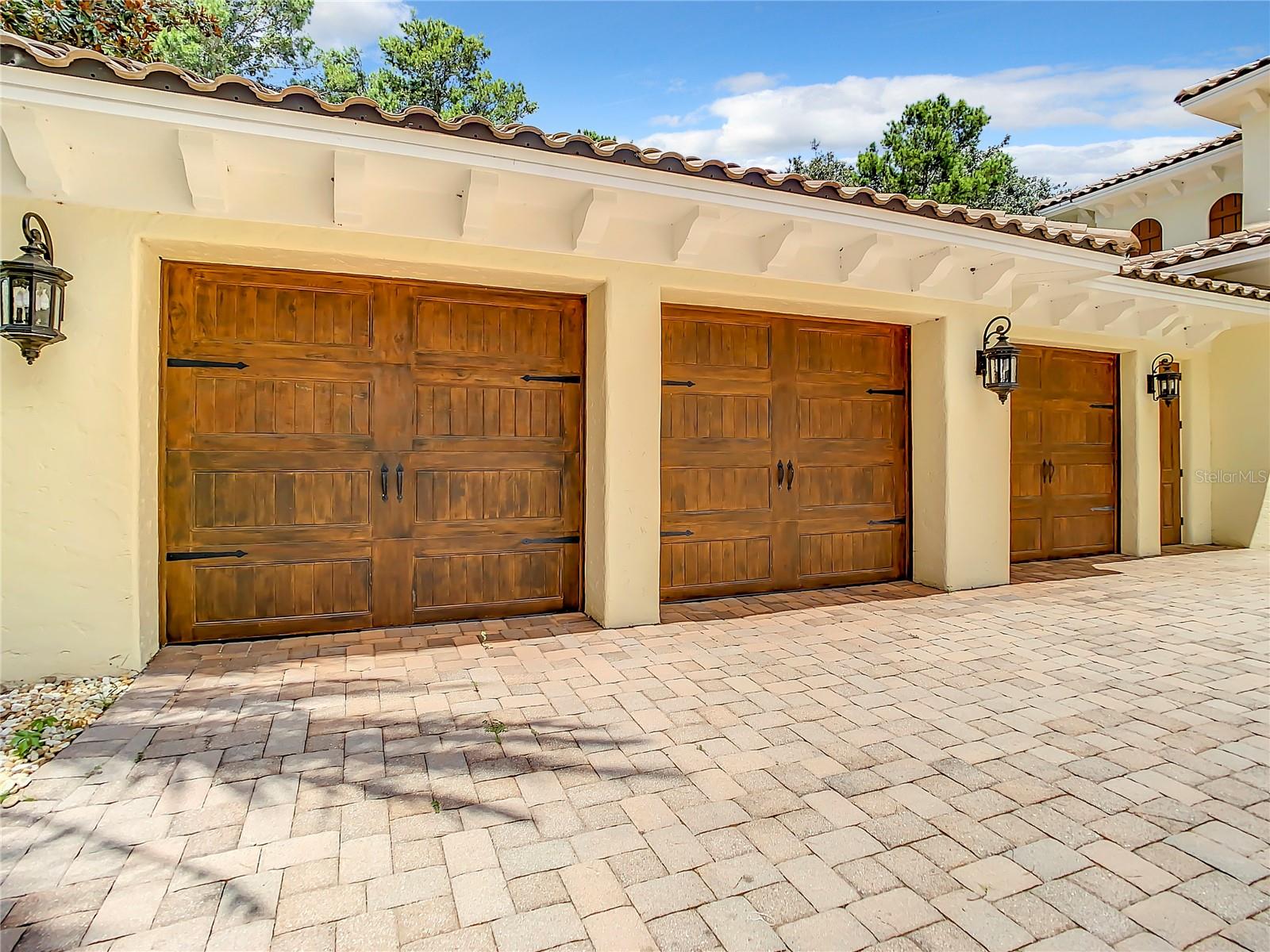 BELLA COLLINA SUB - Residential