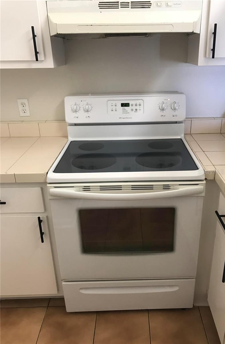 ALHAMBRA COURTS CONDO PH 02 - Residential Lease