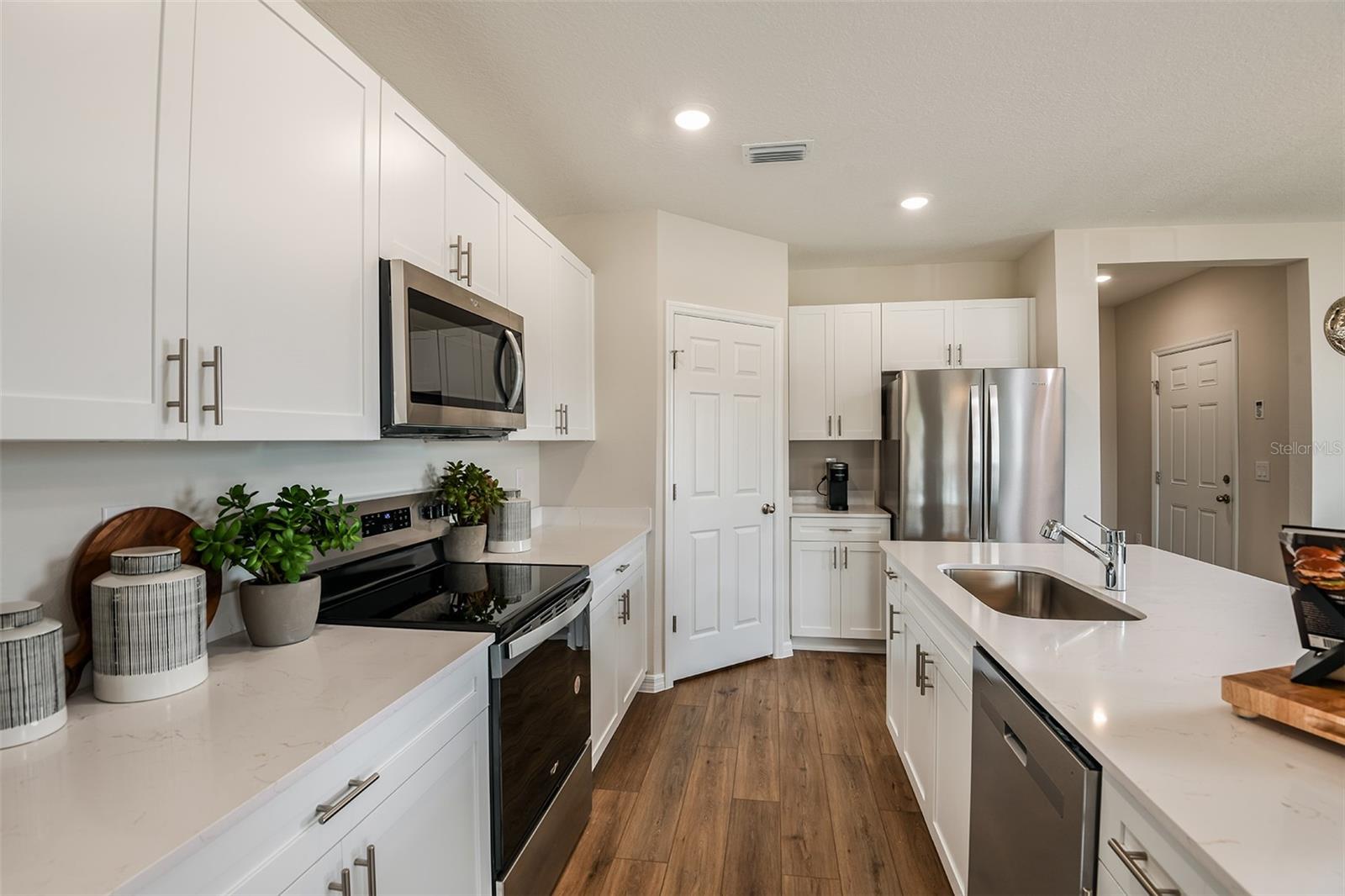 THE GROVE AT CROSSWINDS - Residential