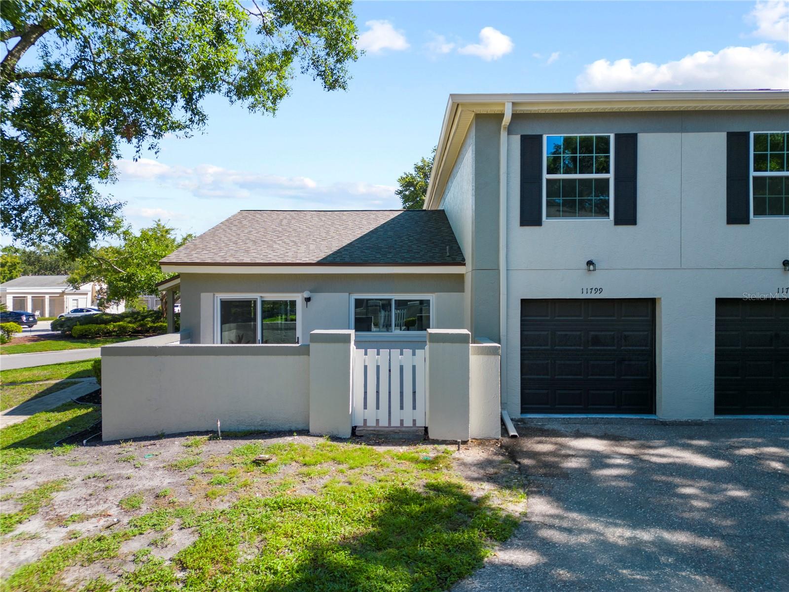 RAINTREE MANOR HOMES CONDOMINI - Residential