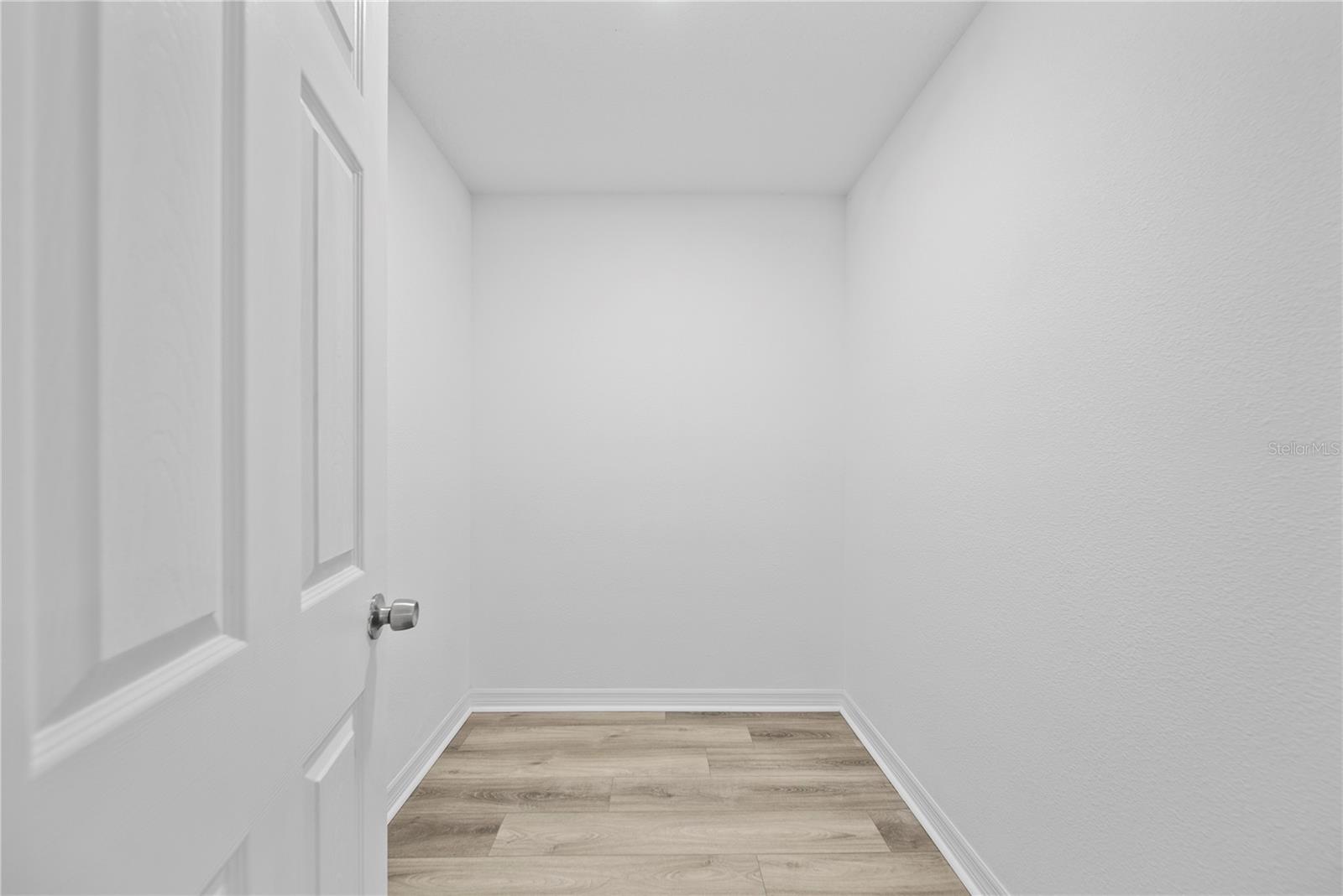 RAINTREE MANOR HOMES CONDOMINI - Residential