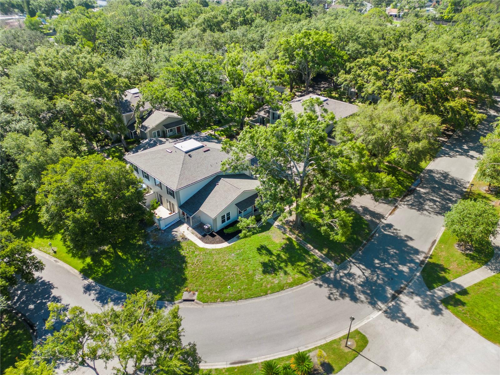 RAINTREE MANOR HOMES CONDOMINI - Residential